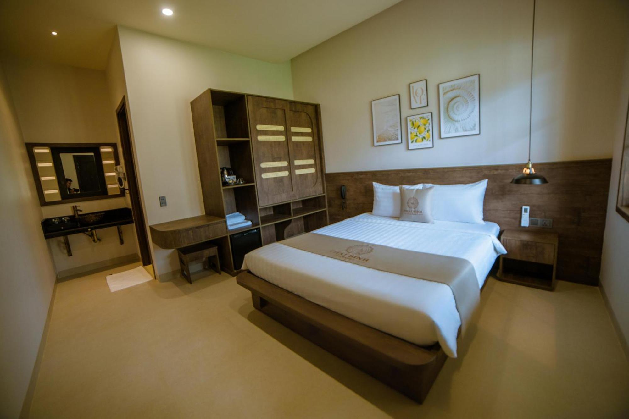 Thai Binh 2 3*