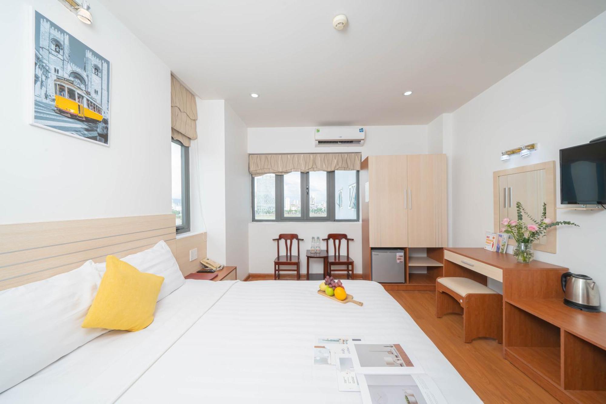 Happy Day Riverside & By Haviland Hotel Da Nang