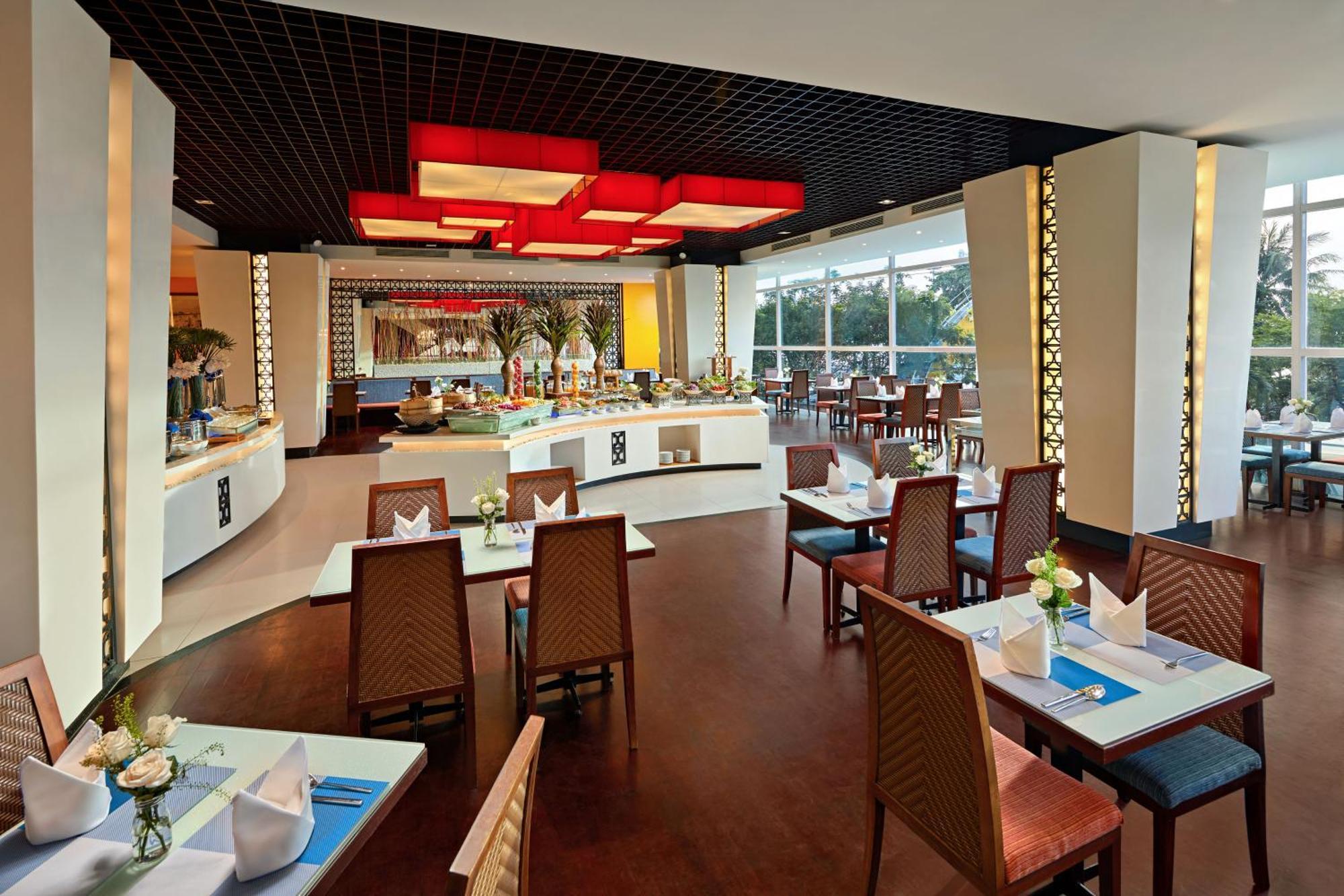 Khách sạn Novotel 4*