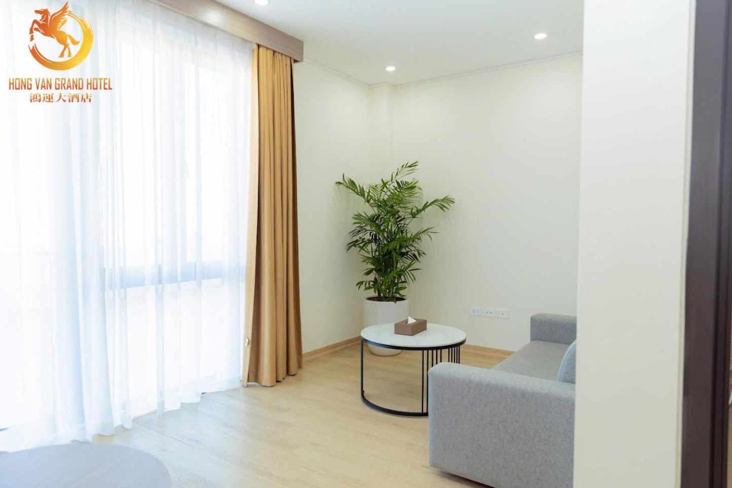 Hong Grand 5*