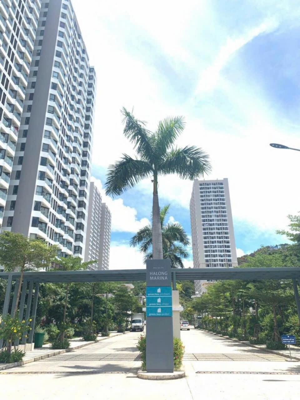 Thuy Apartment *