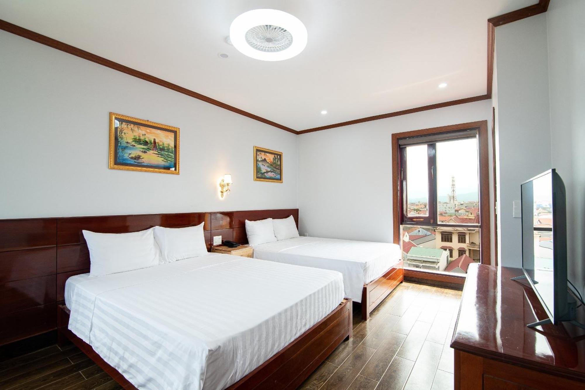 Hotel Minh Quang