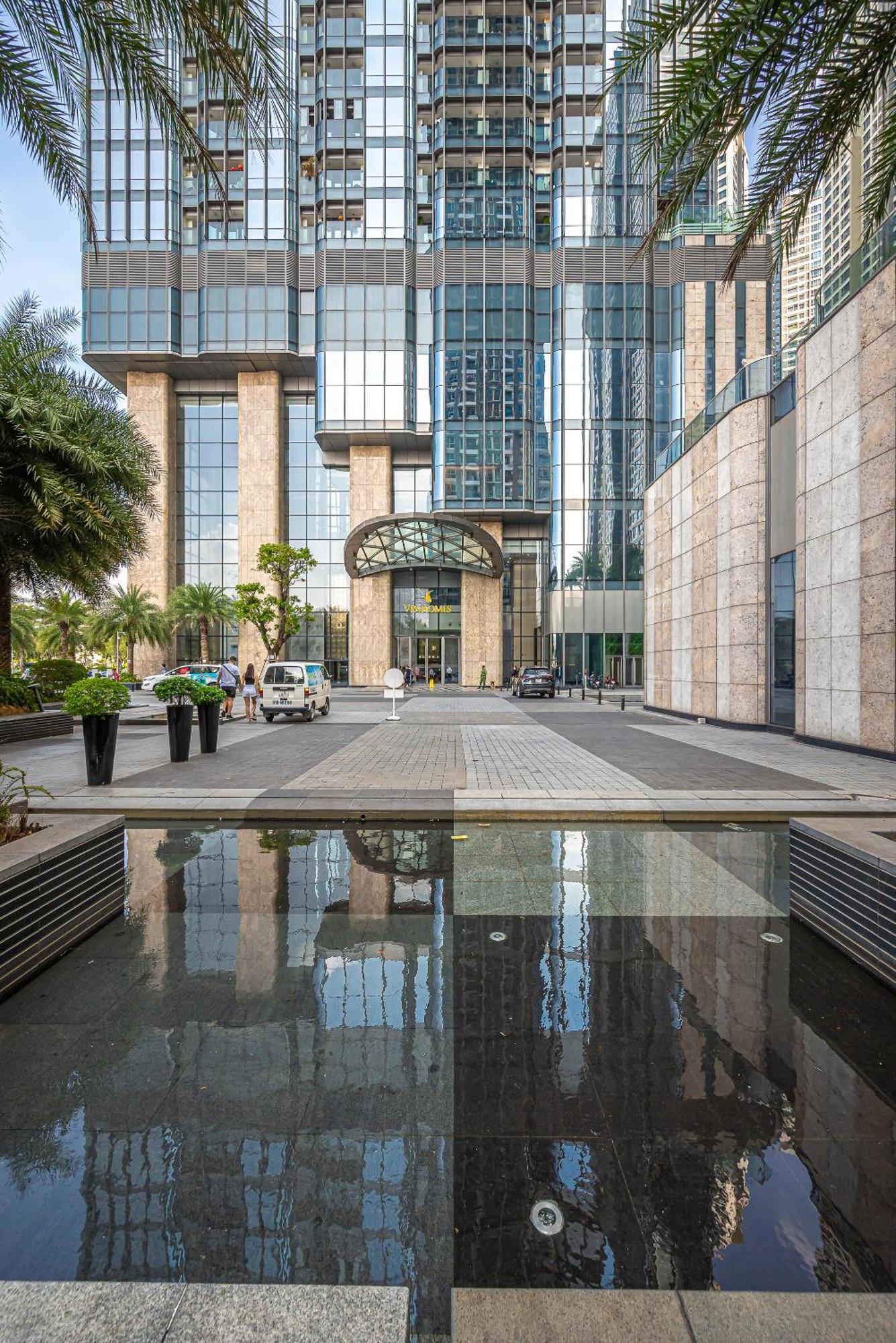 The Landmark 81 Luxury 1234pn Apartment *