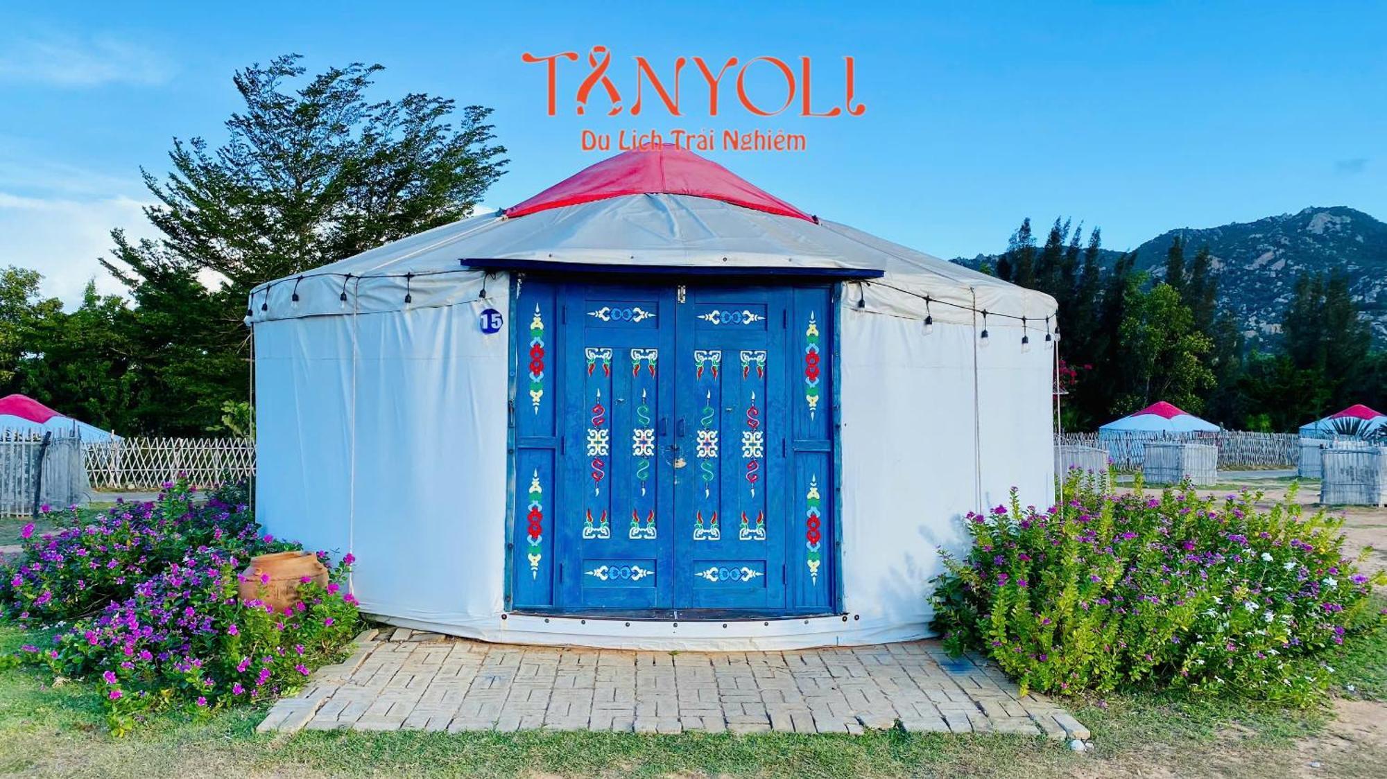 Tanyoli * Phan Rang