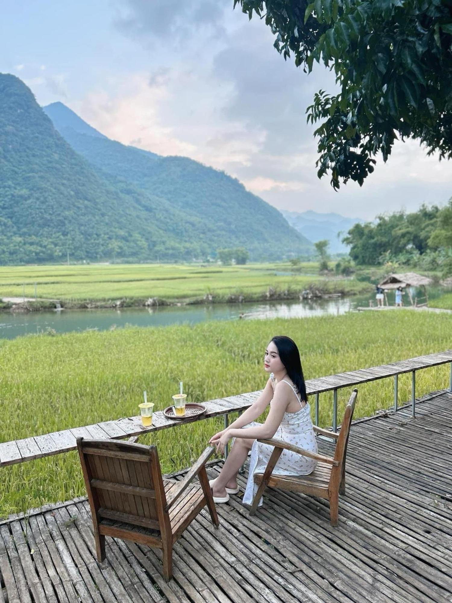 Ở trọ Riverside Camping Mai Châu