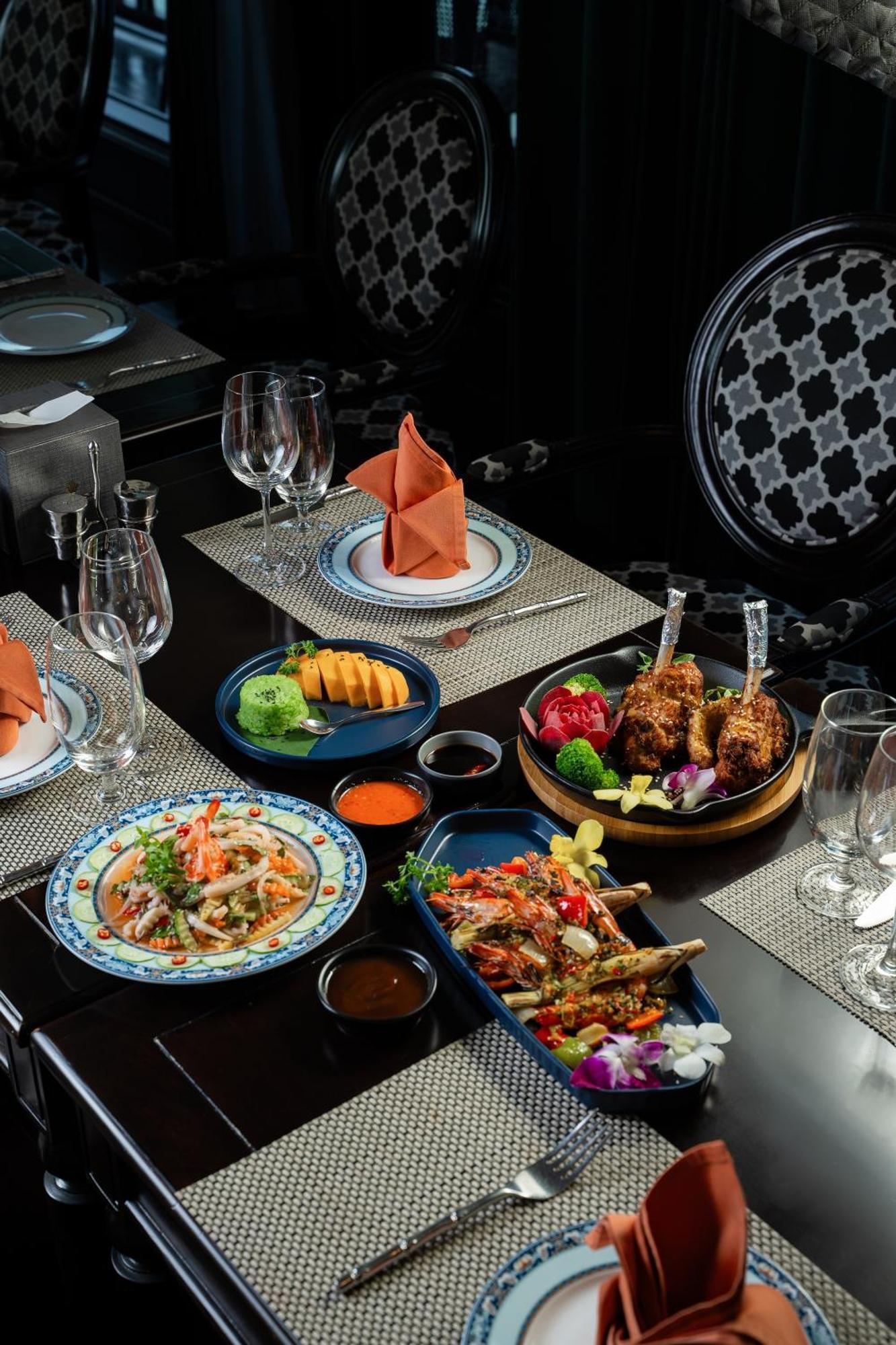 Majesty Prime Cruise - Managed By Genesis Luxury Regal Cruise Hạ Long