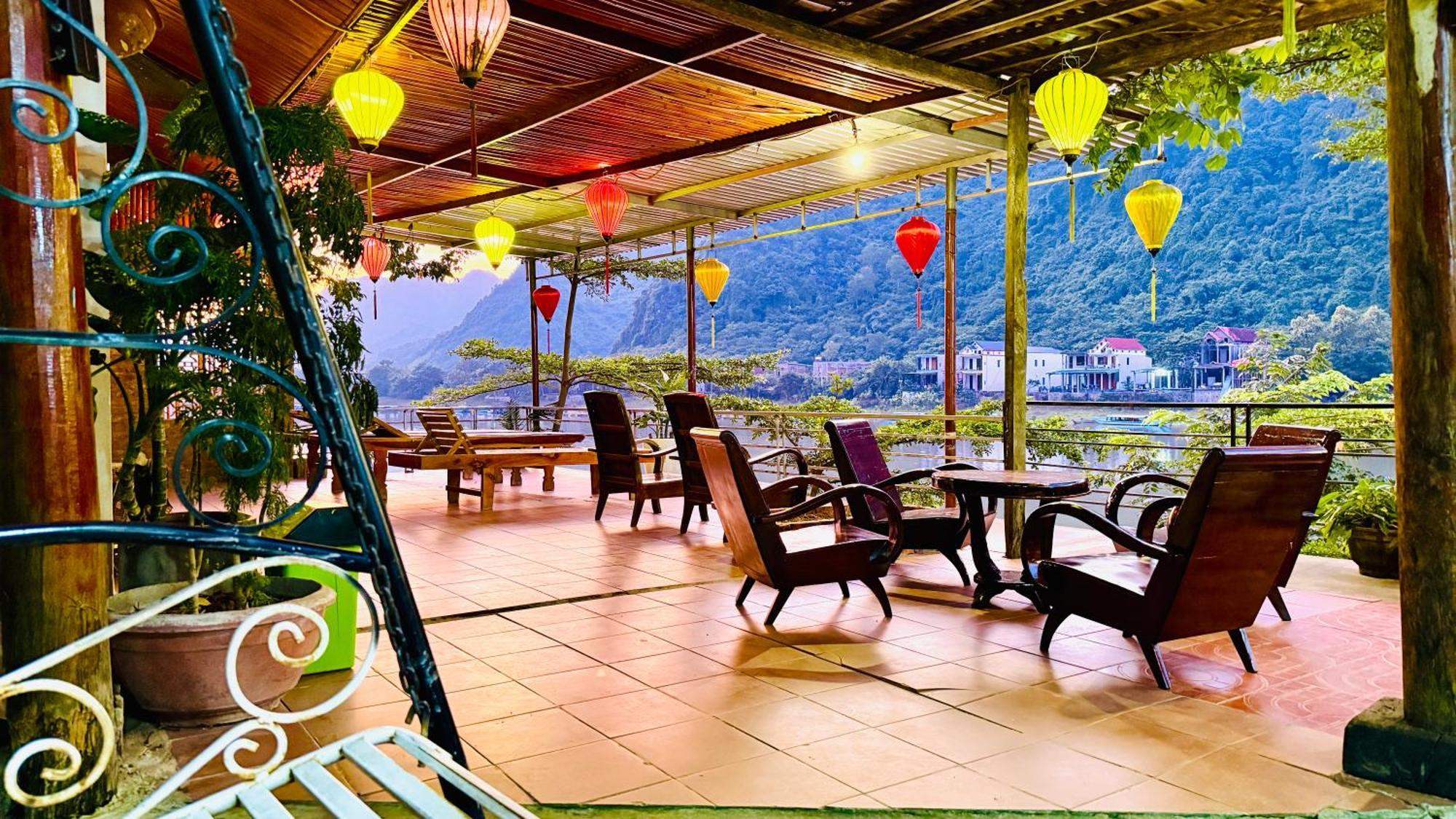 Coco Riverside Phong Nha