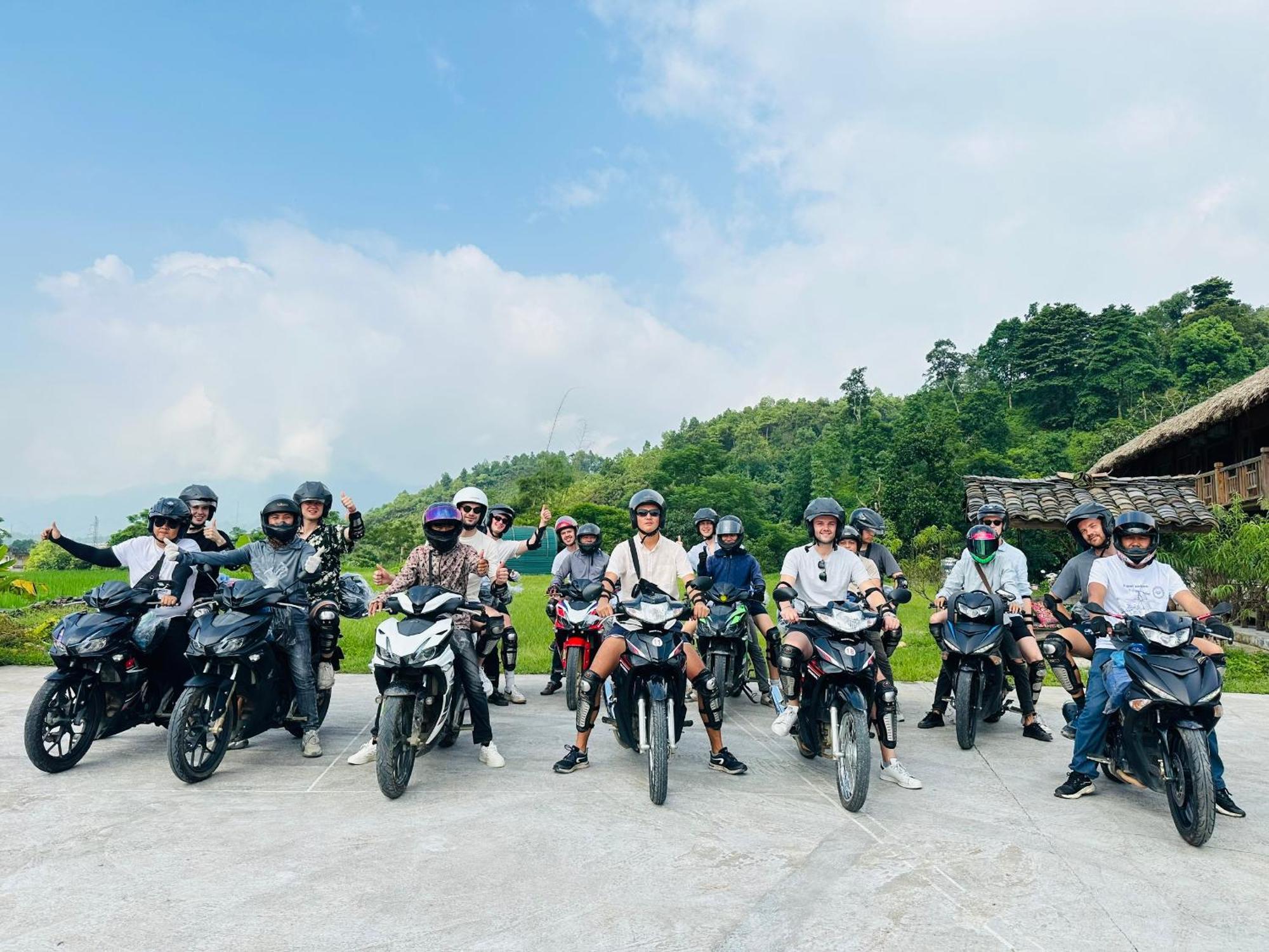 Homestay Ban Bang Tours & Motorbike *