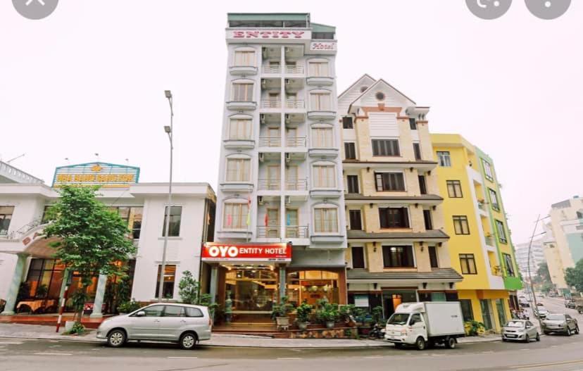 Entity Hotel 2*