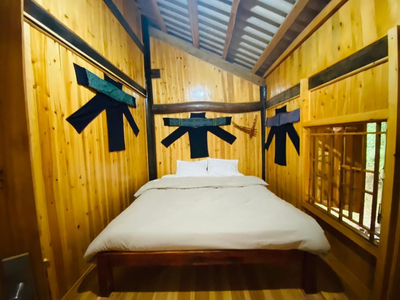 Bed & Breakfast Muong Hoa Peaceful & *