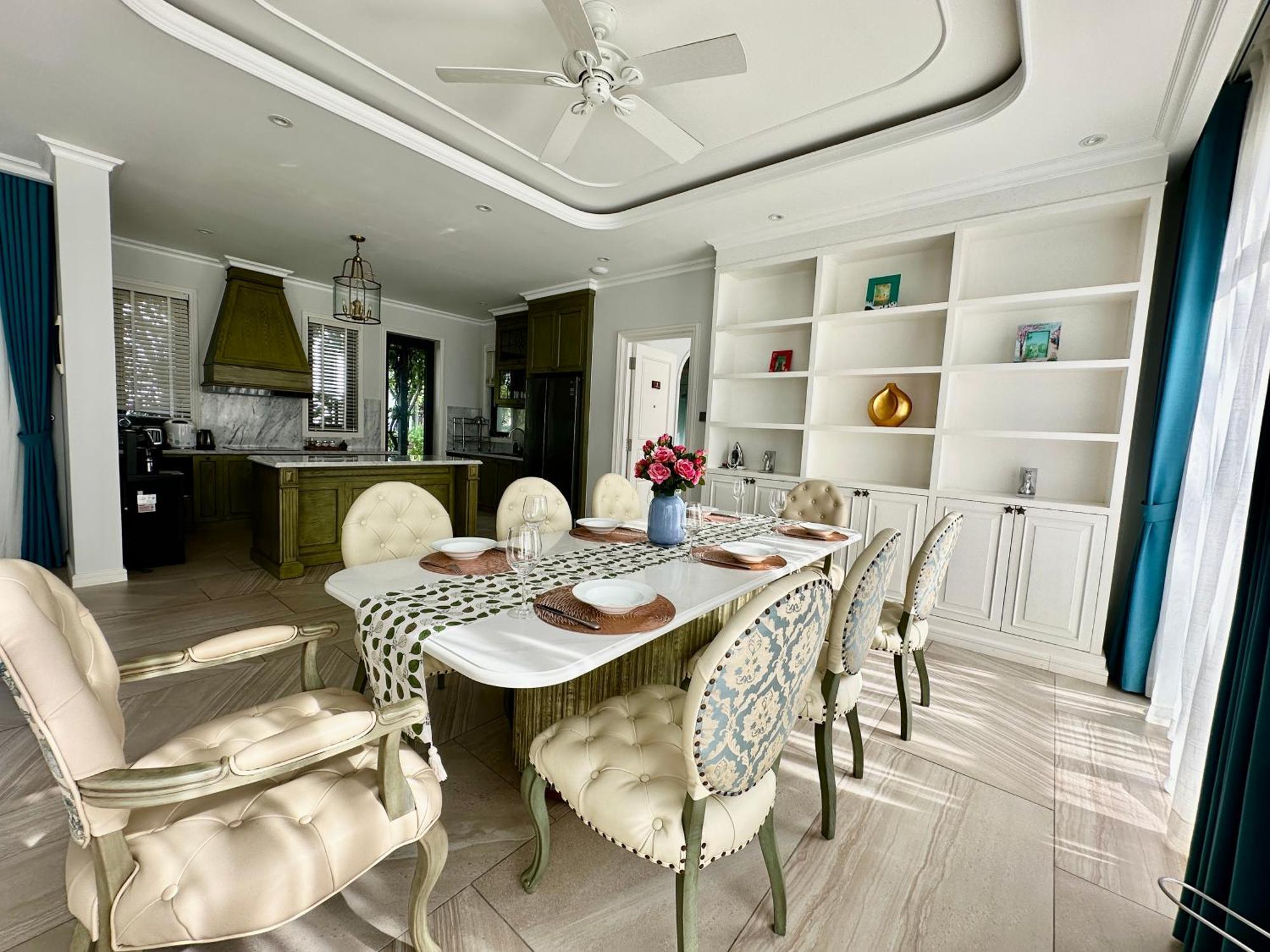 Bellevue West 4br Beachfront With Private Swimming Pool Phu Quoc