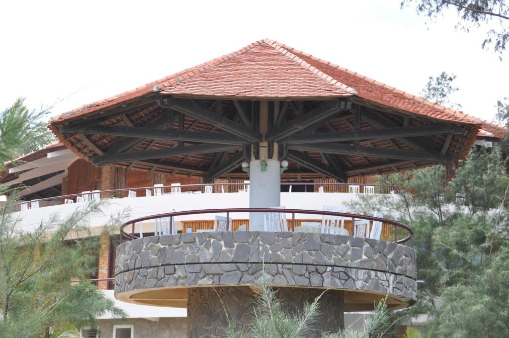Stork Village Lang Co Resort 3*
