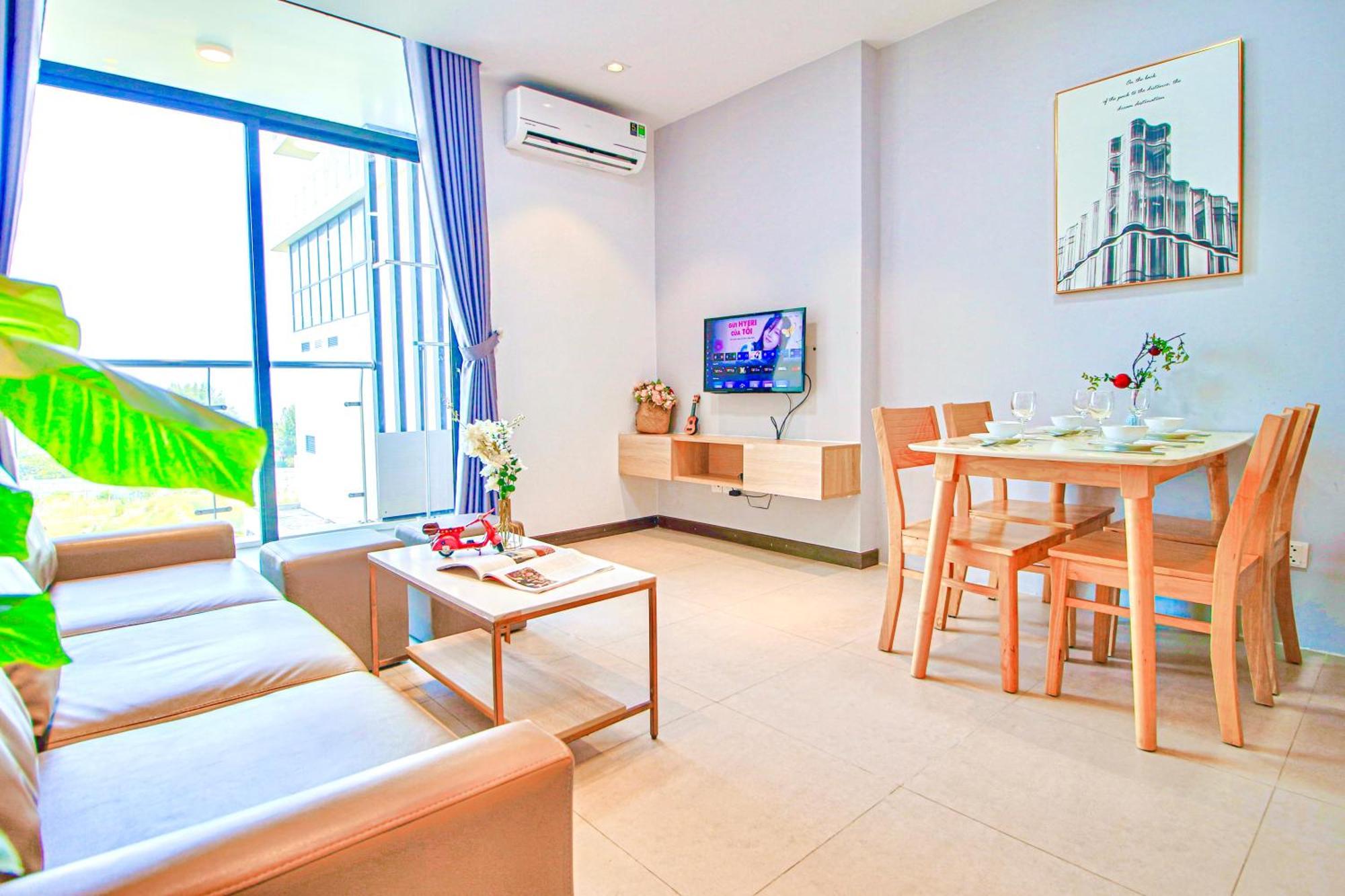 Classy - Csj Tower Vung Tau, Luxury, Sky-sea View And Walk-to-beach Apartment *