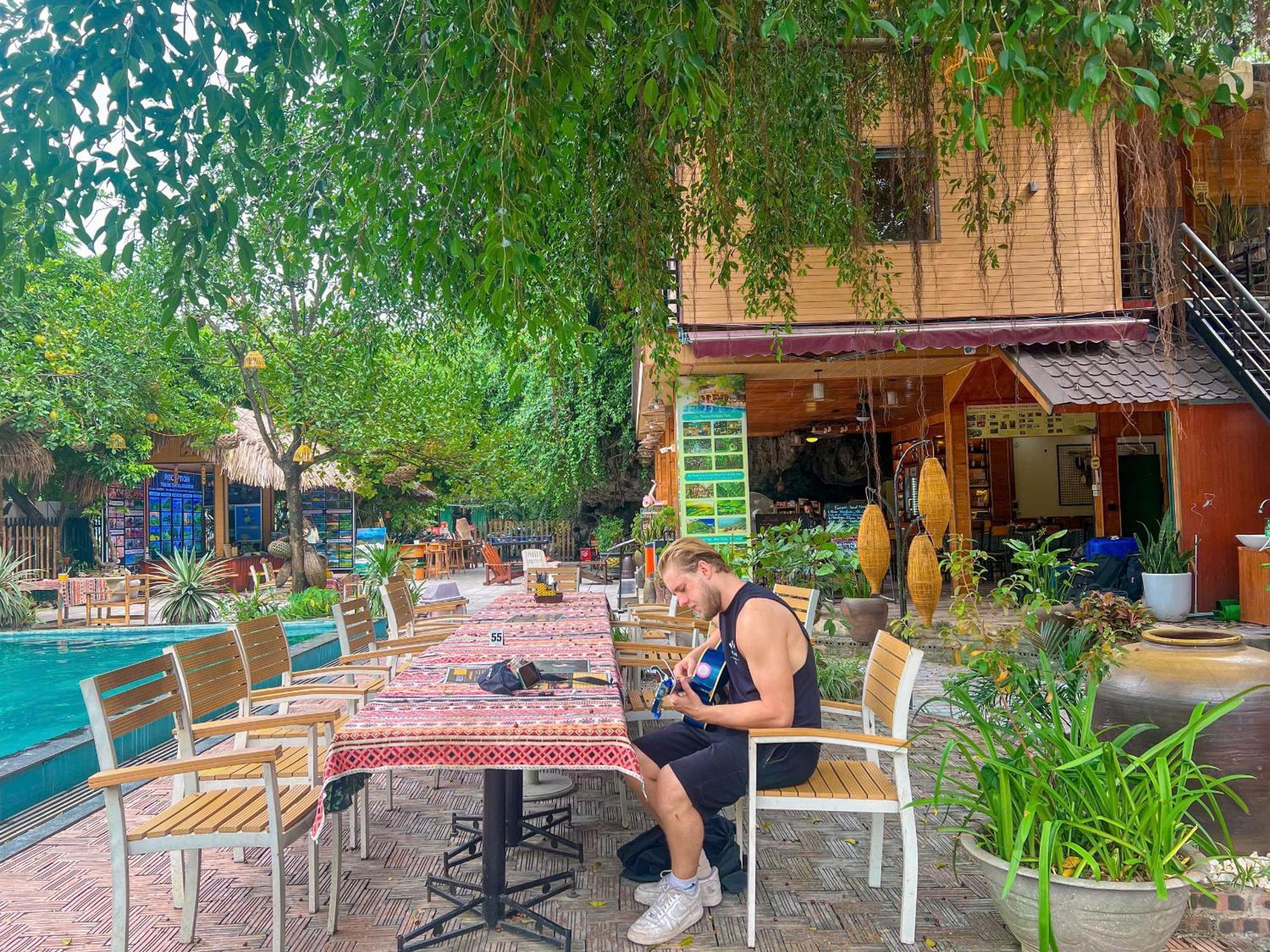 Tam Coc Homestay-ninh Binh * Vu Lam
