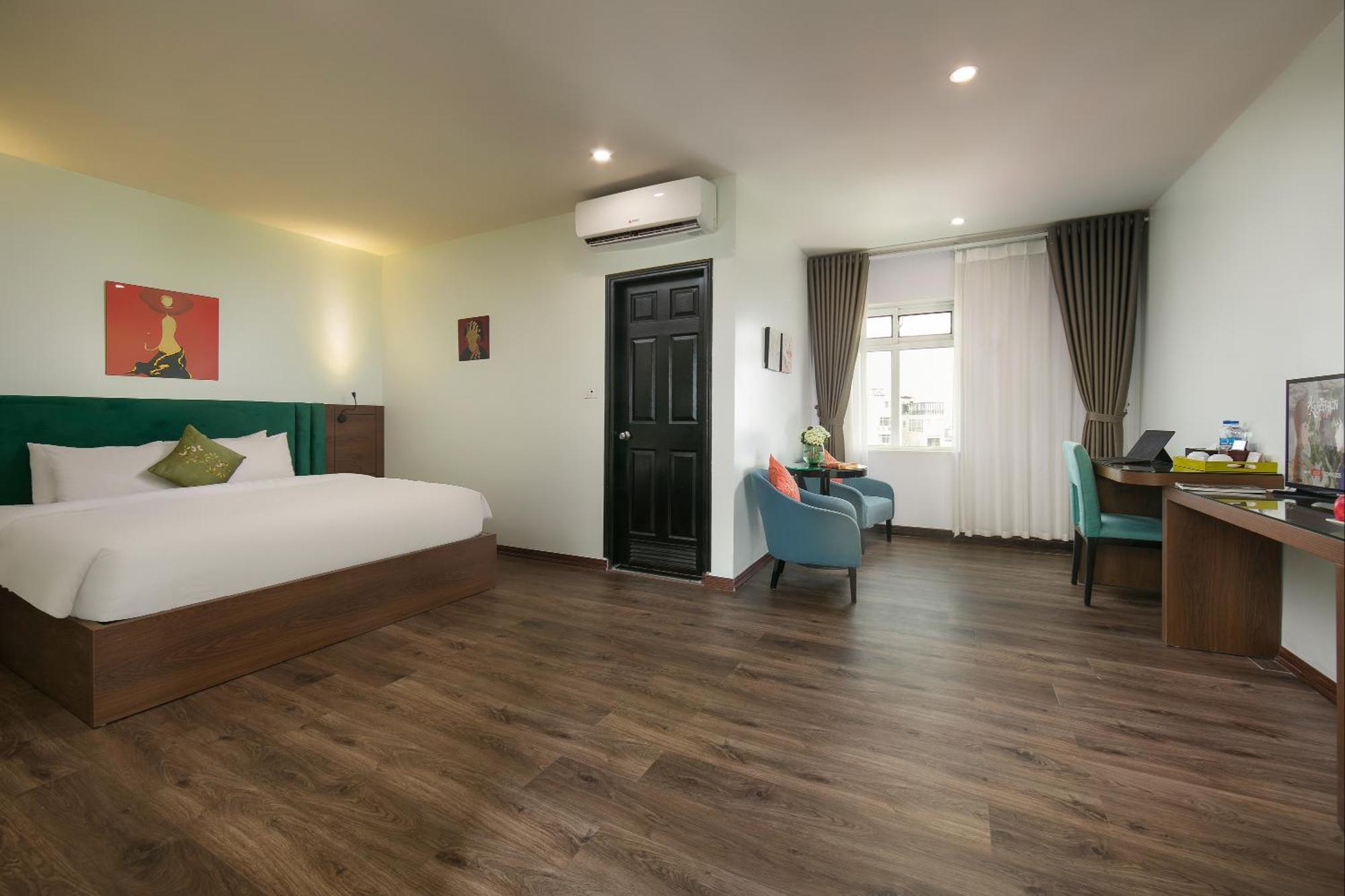 Anise & 4* Hanoi