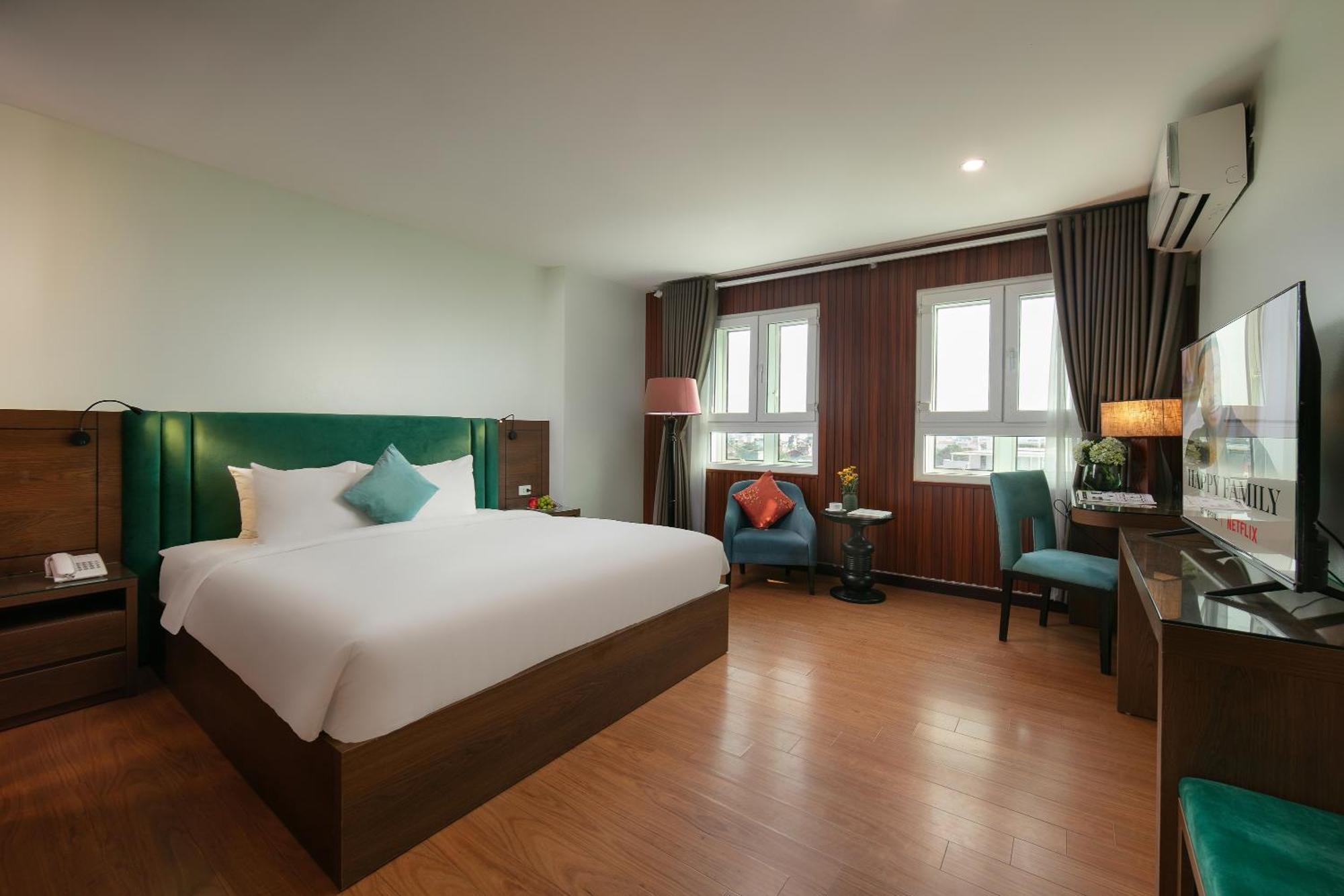 Anise & 4* Hanoi