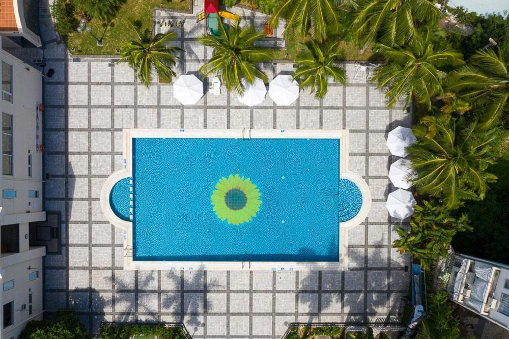 Sunflower International Village Aparthotel