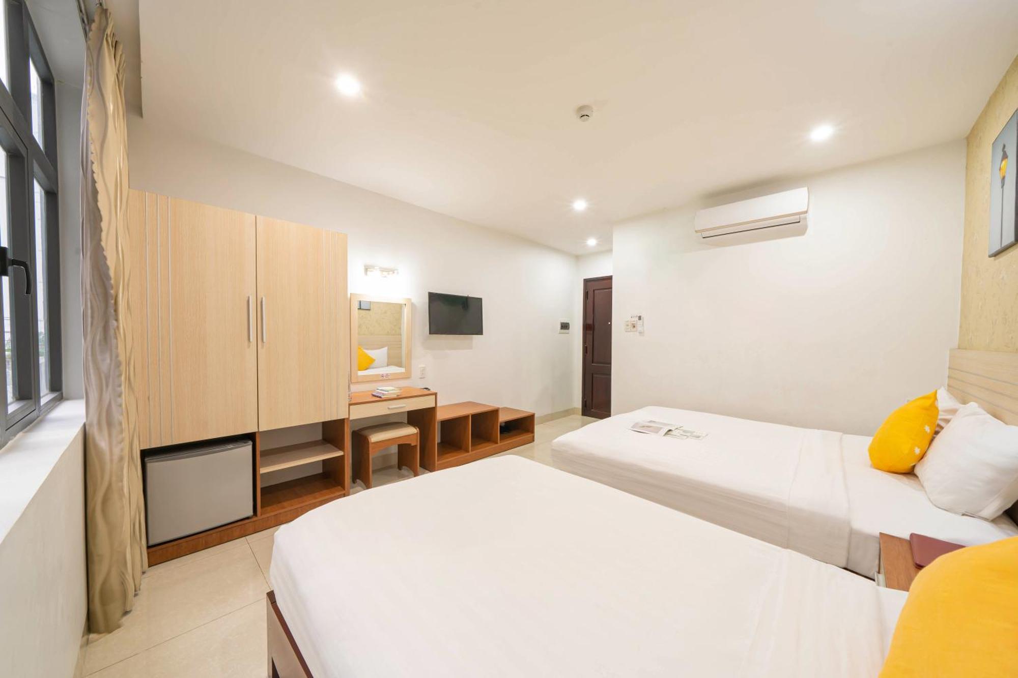 Happy Day Riverside & By Haviland Hotel Da Nang