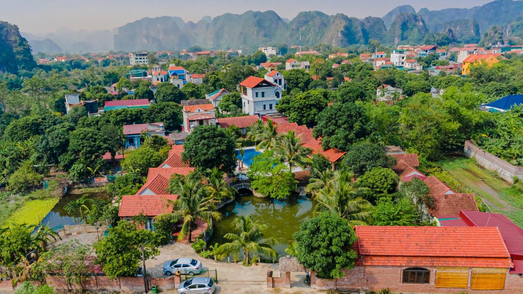 Tam Coc Garden