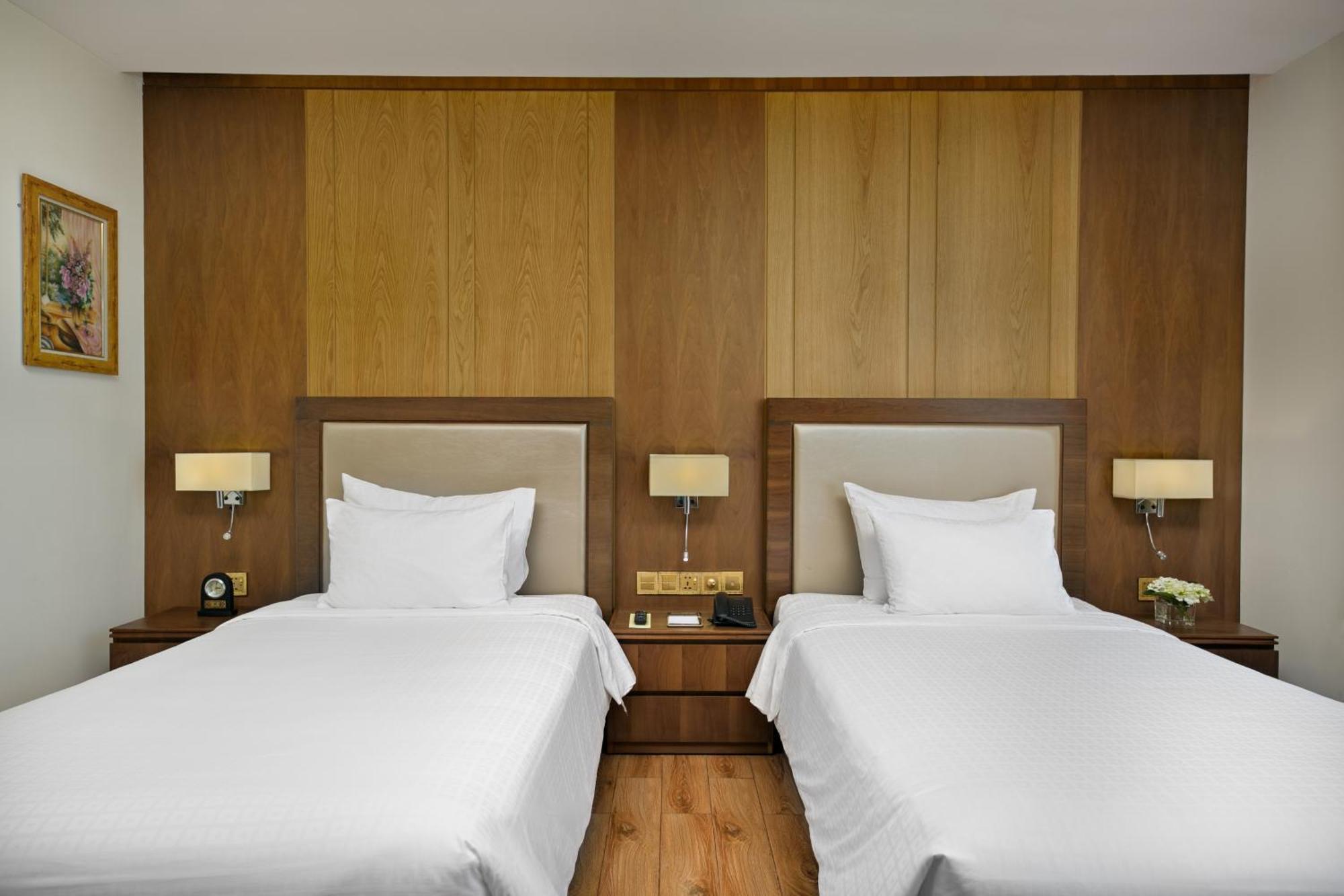 Nhu Minh Plaza 4*