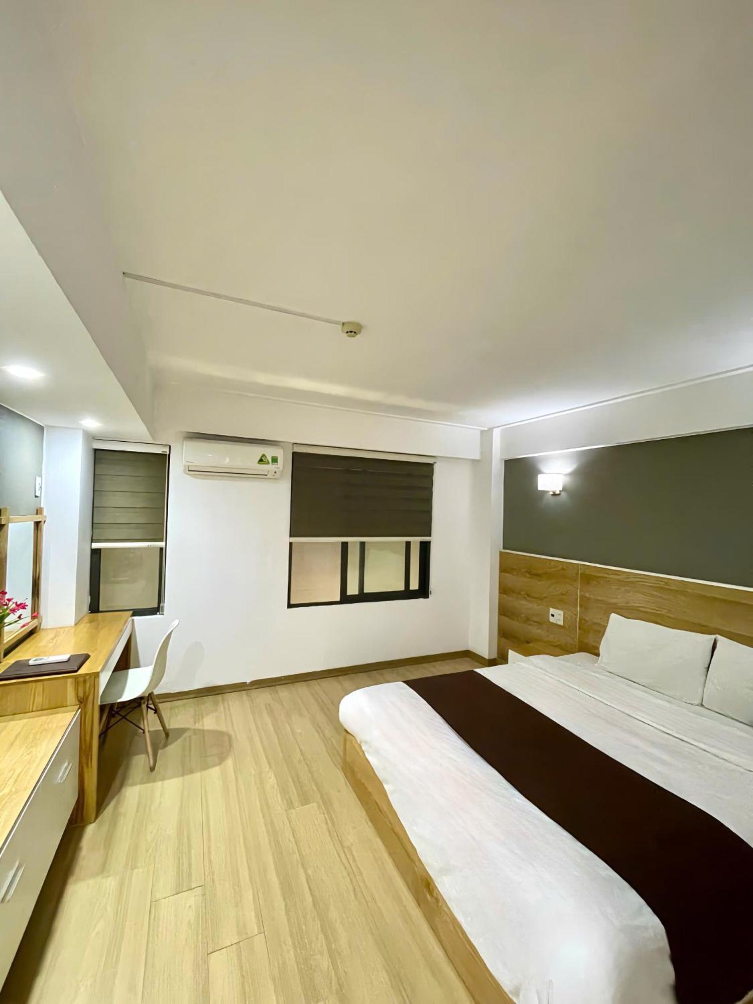 Roxana Hotel