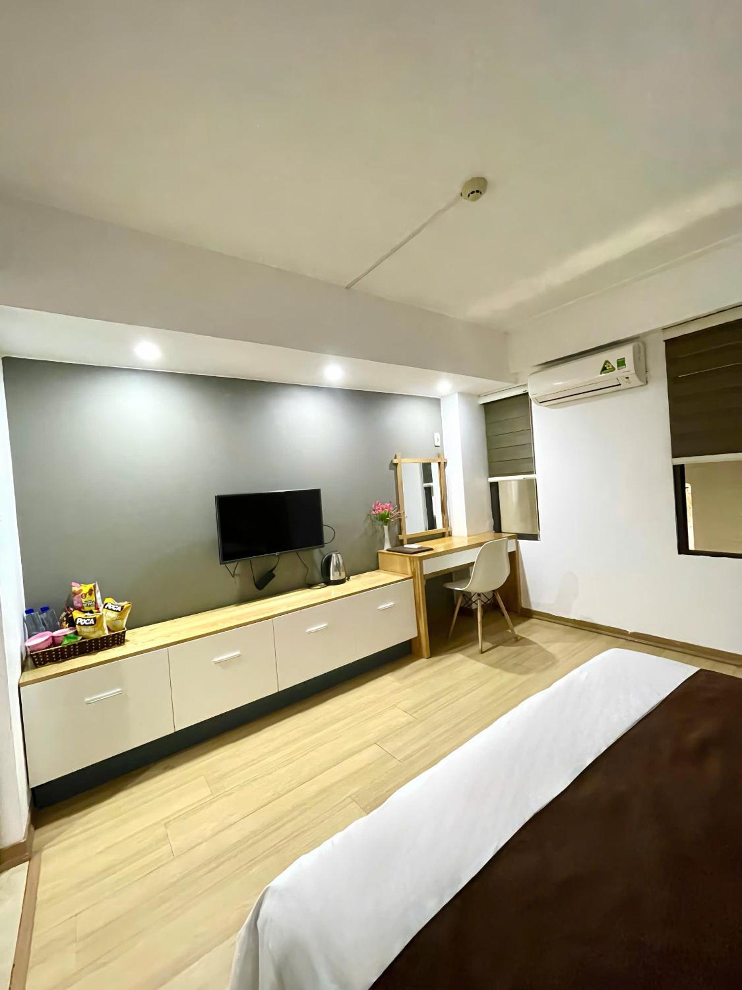 Hotel Roxana 3*