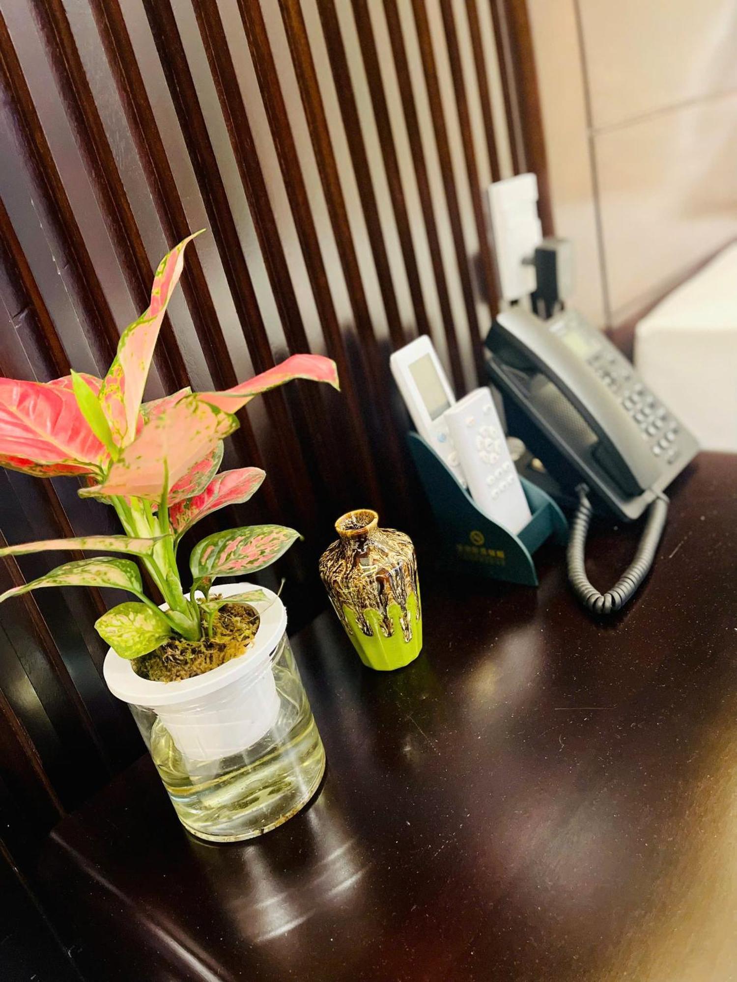Hotel Victory *