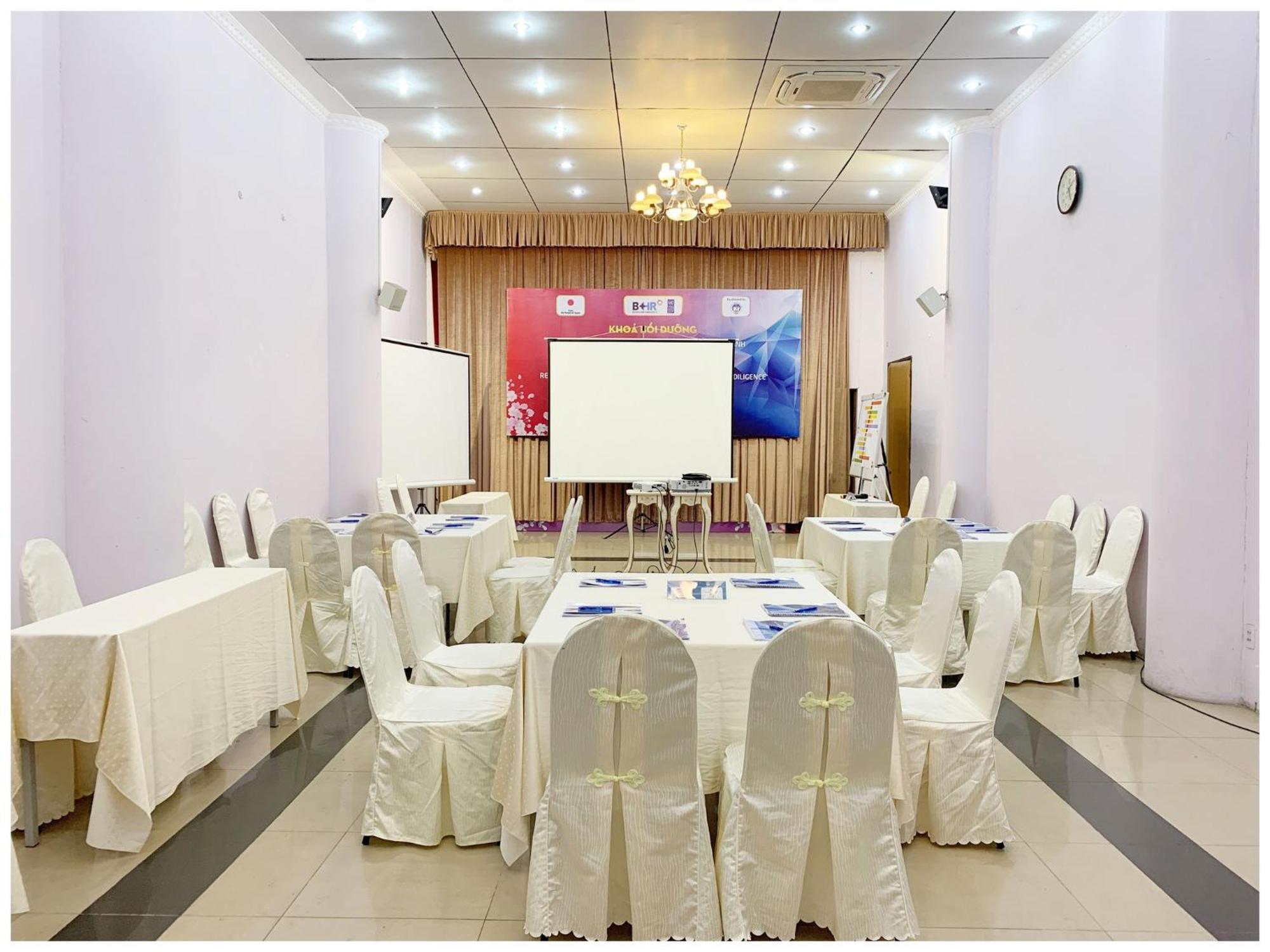 Hotel Cong Doan Viet Nam 3*