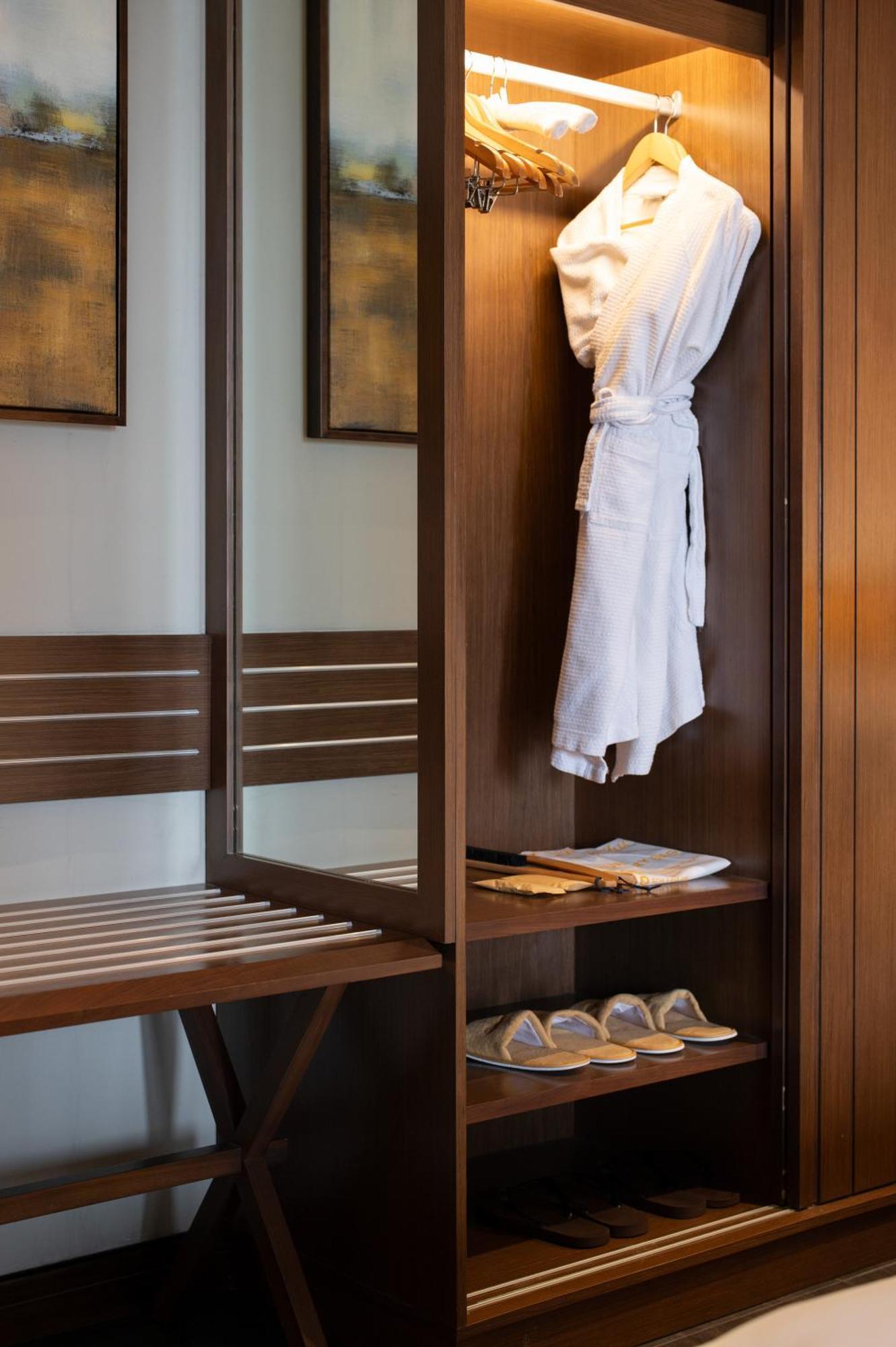 Hotel Senna Hue