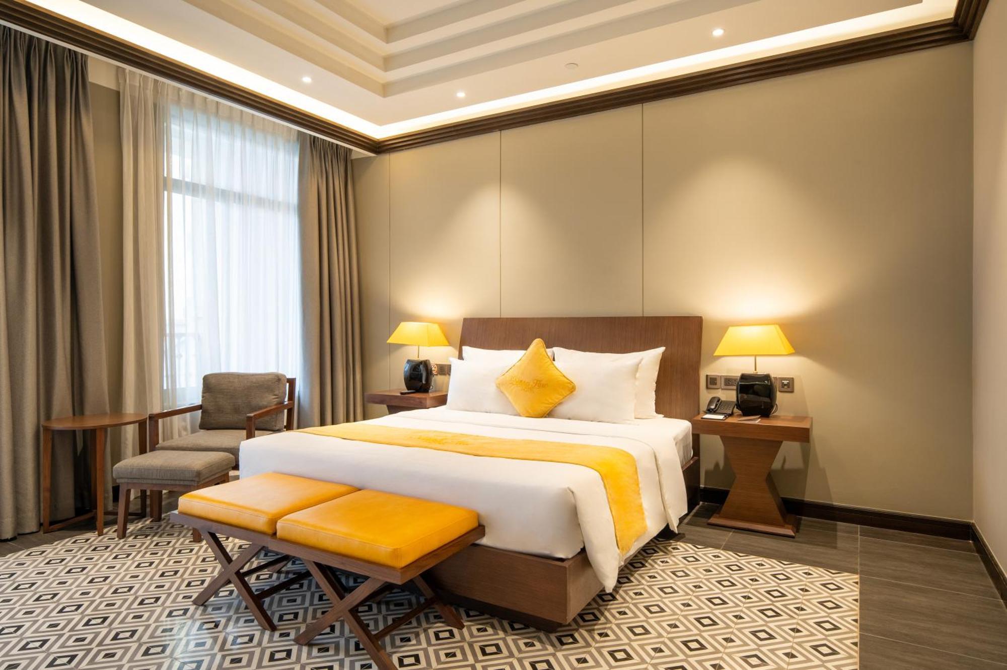 Hotel Senna Hue