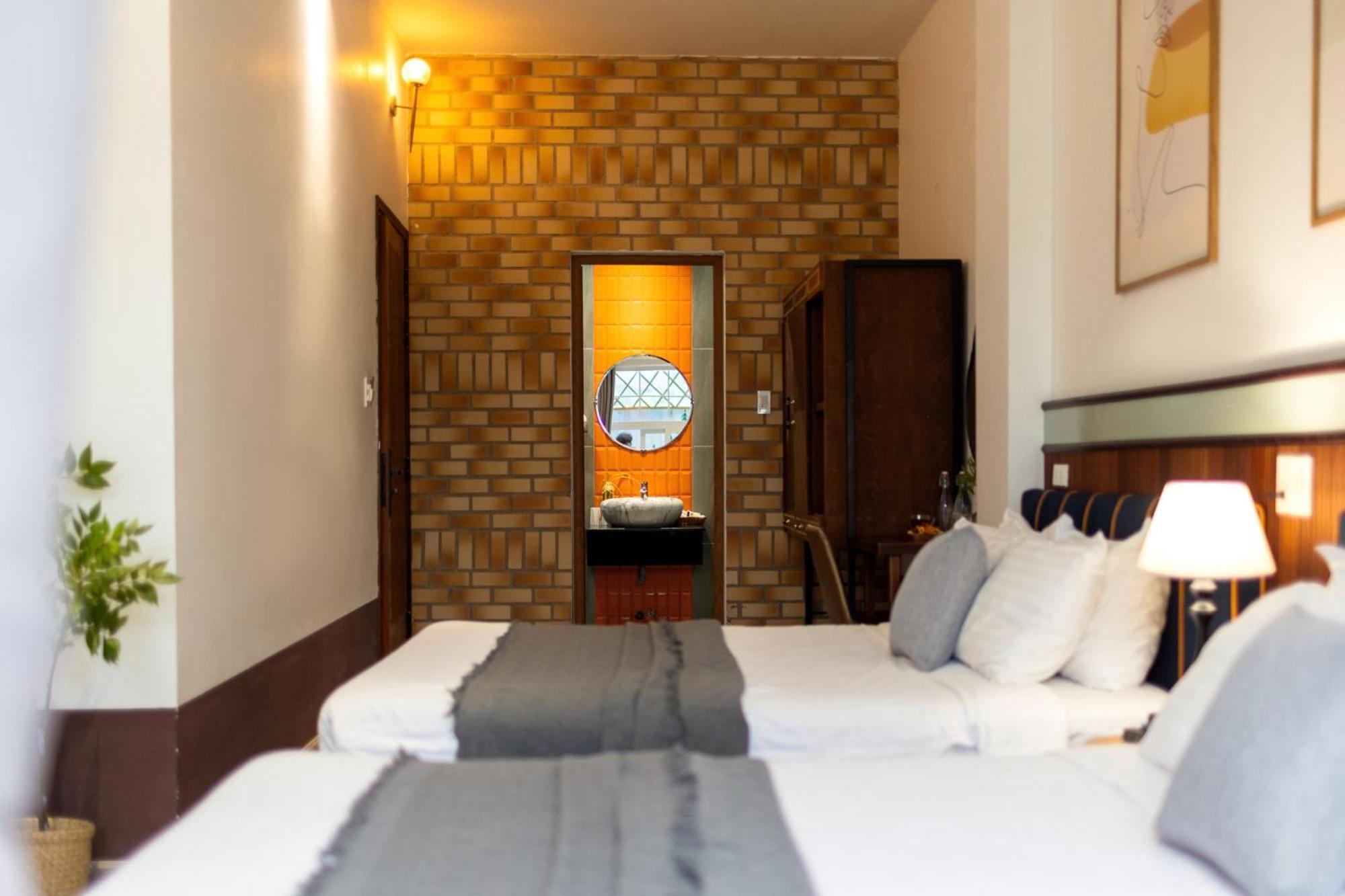 Casanova Hotel 2*