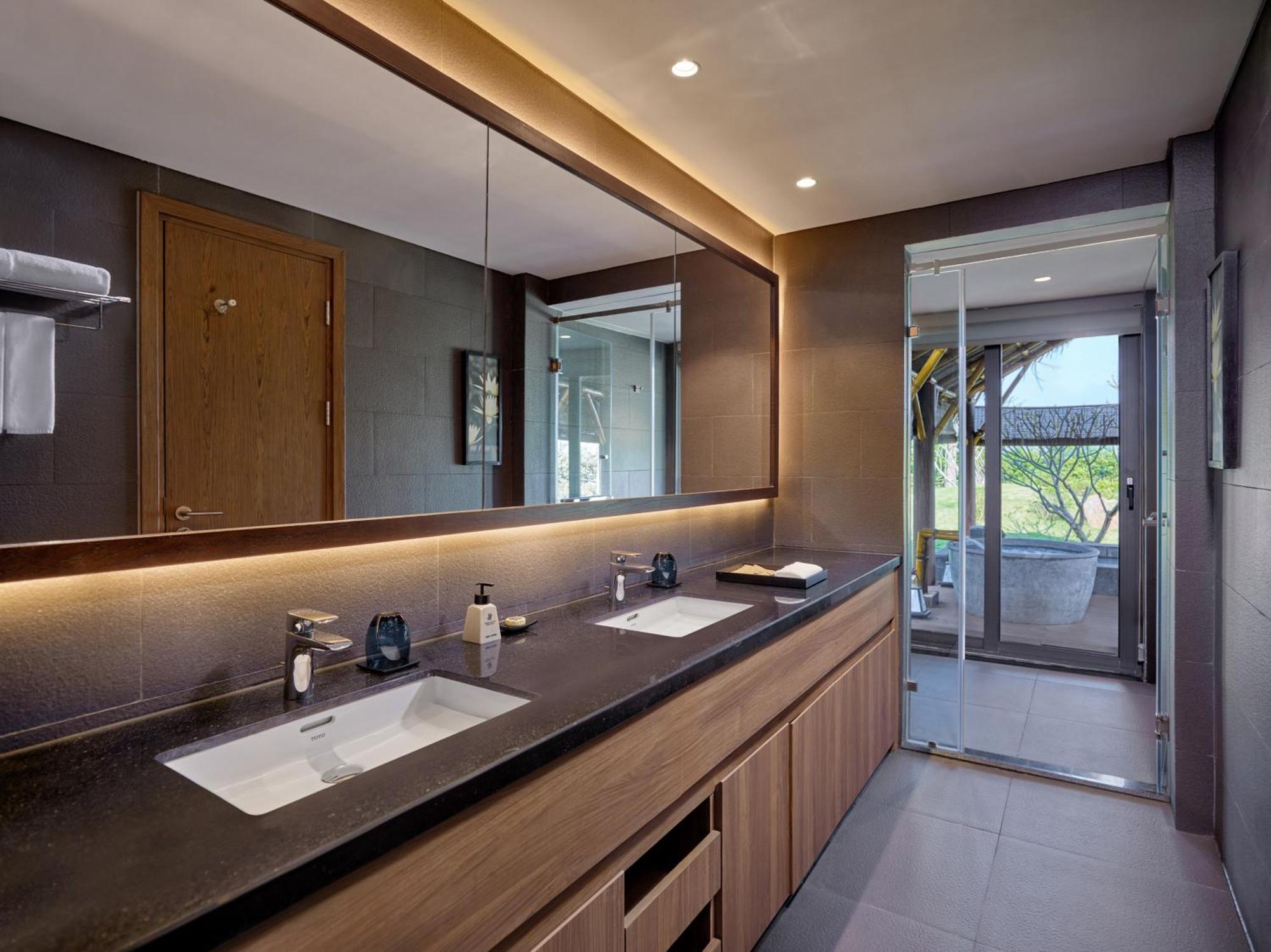 Kobi Onsen Hue, Affiliated By Melia 5*