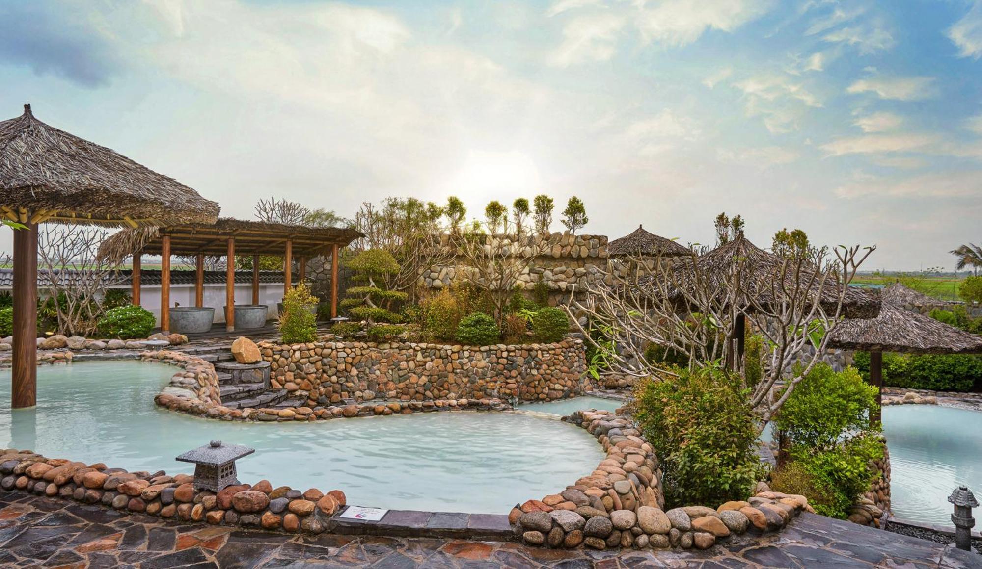 Kobi Onsen Hue, Affiliated By Melia 5* Hue