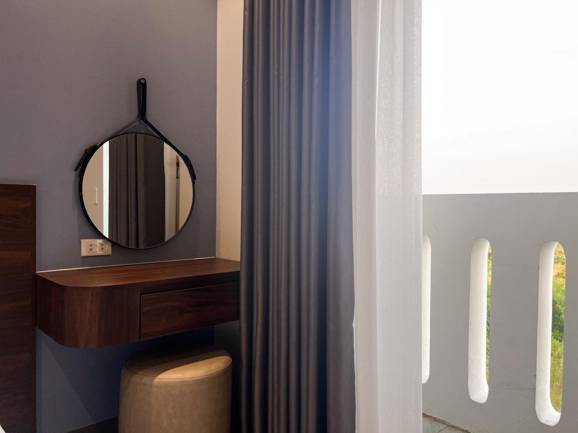 Elysinam Boutique Khách sạn 3*