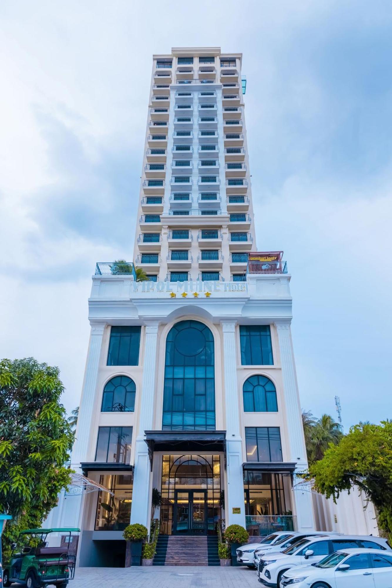 Hotel Vipol &