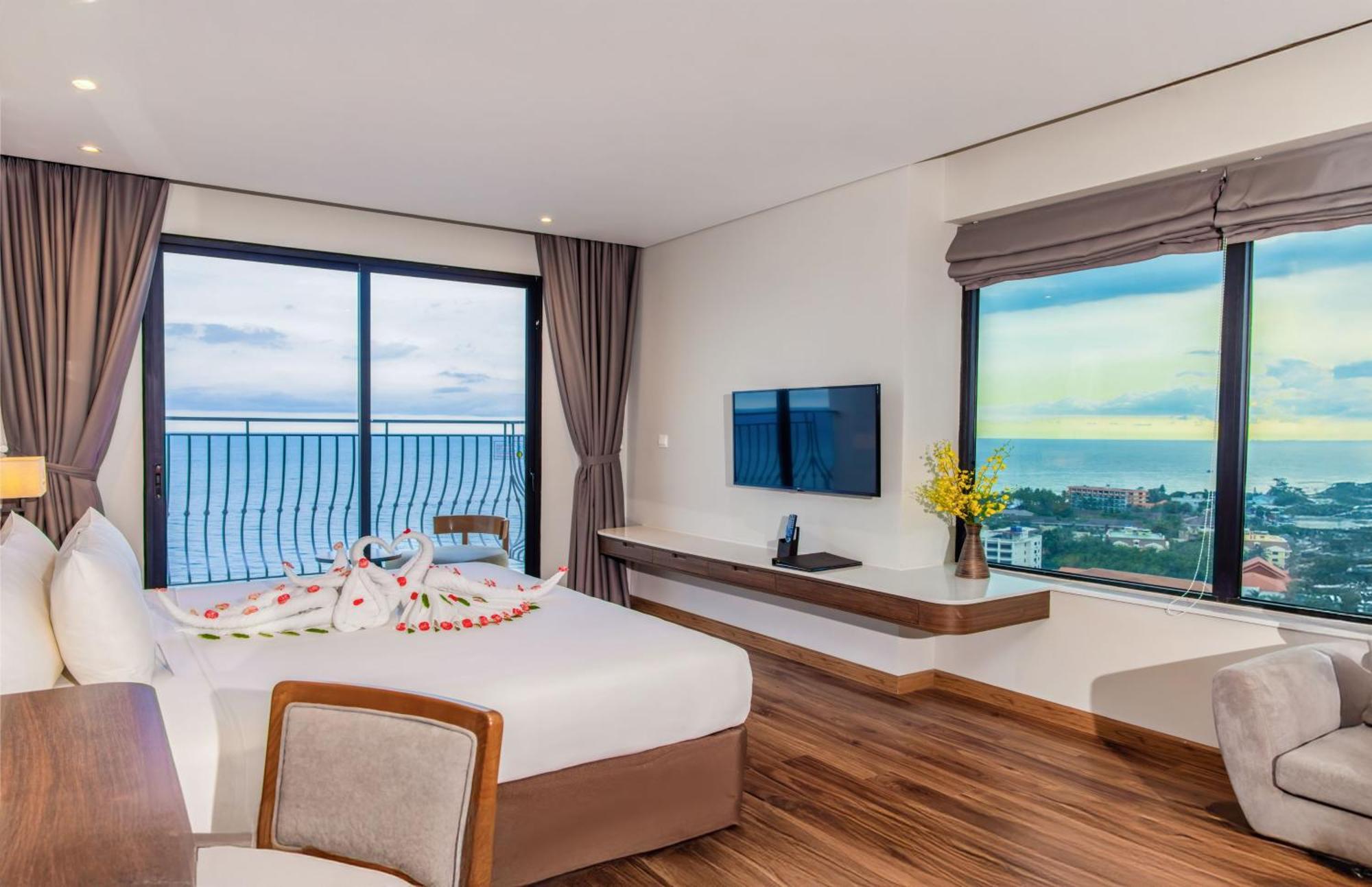 Hotel Vipol & Mũi Né
