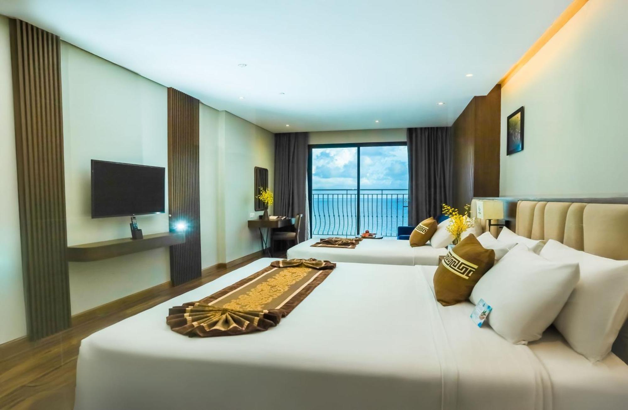 Hotel Vipol & 4*