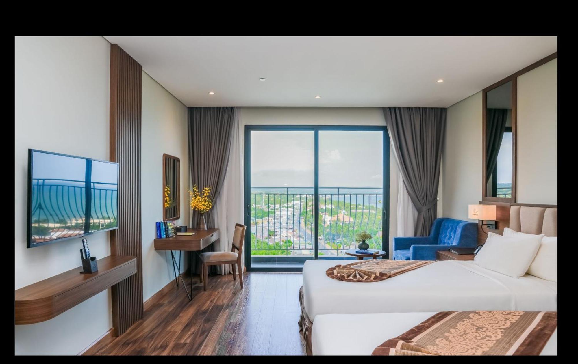 Vipol & Hotel Mũi Né