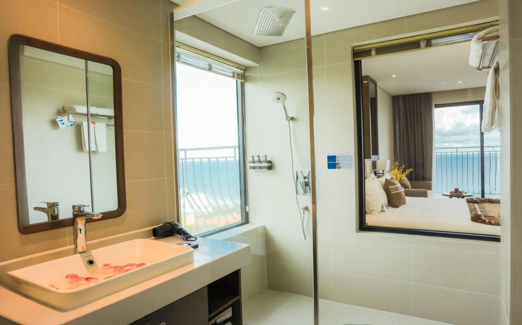 Hotel Vipol &