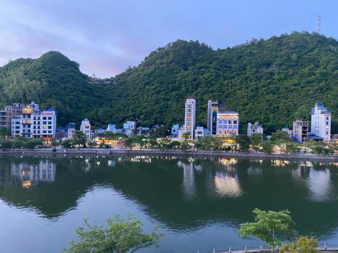 Anh Nhu Hotel