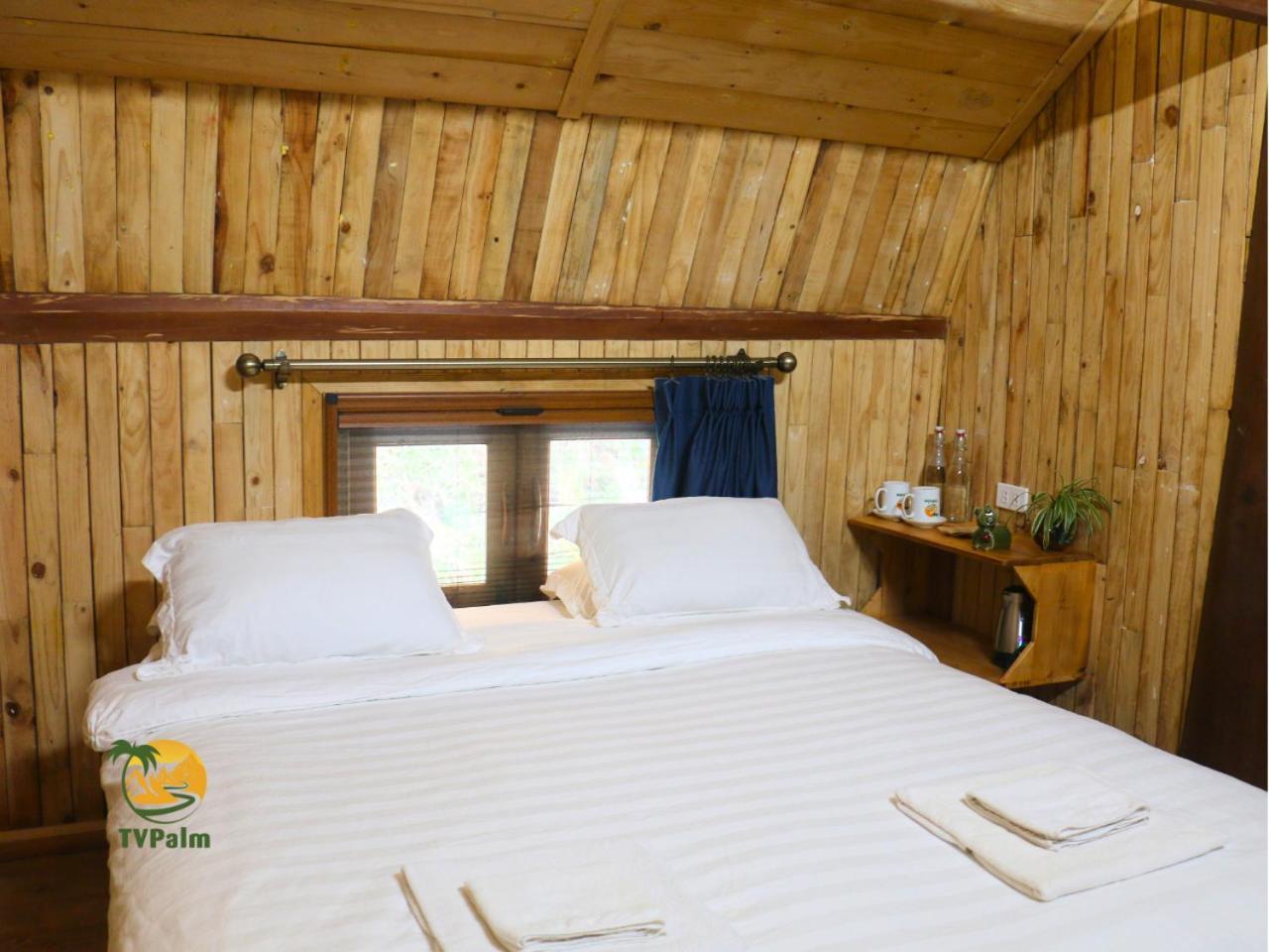 Lodge Tvpalm *