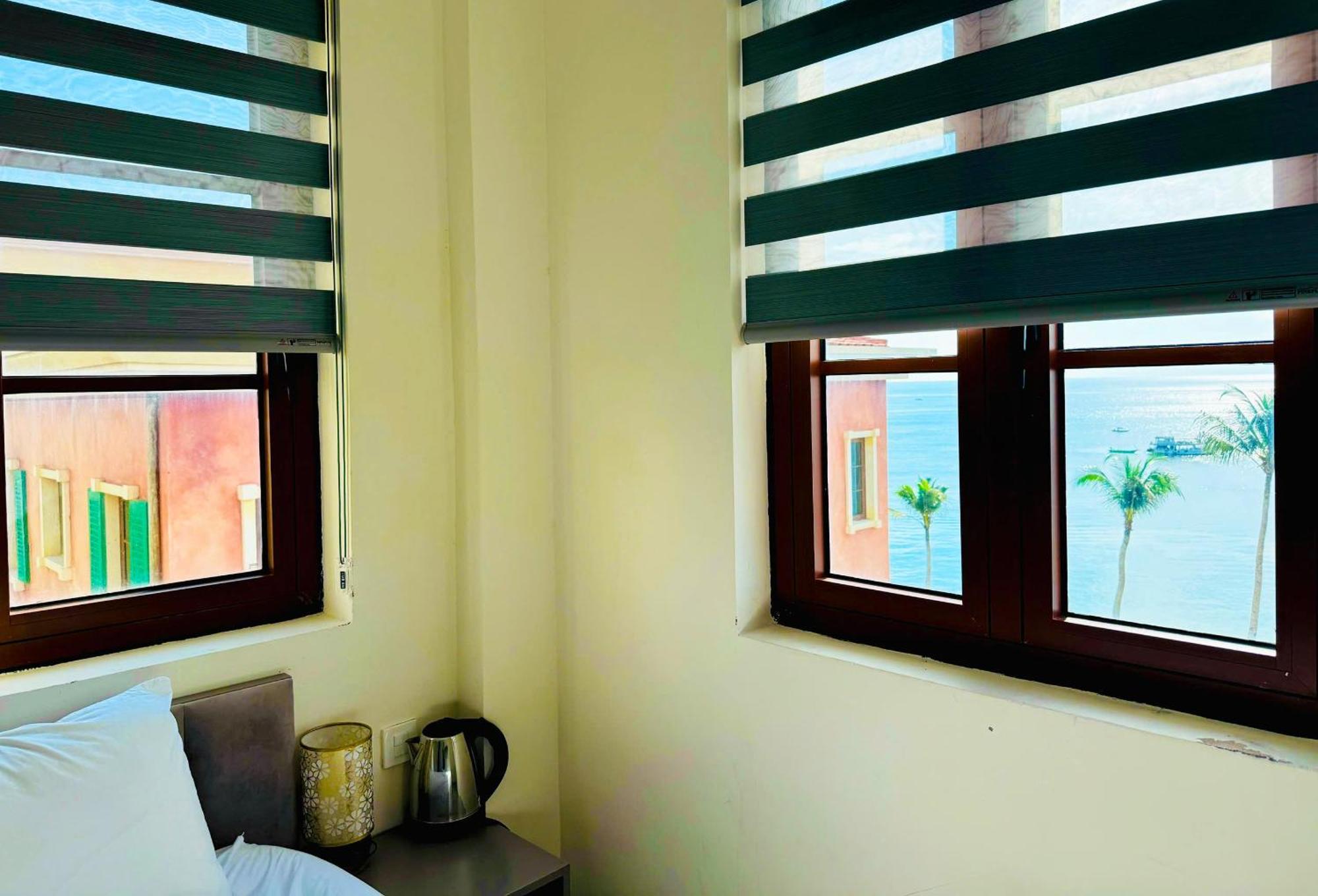 Rova - Free Hon Thom Cable Car & Aquatopia Water Park - Ven Sunset Town Hotel Phu Quoc