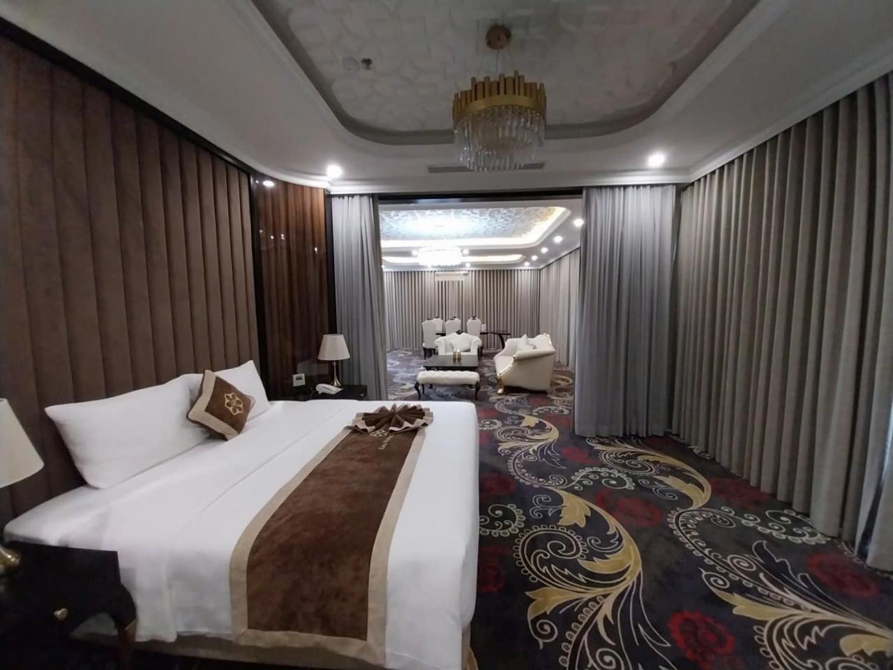Hotel Cua Dong Luxury Vinh
