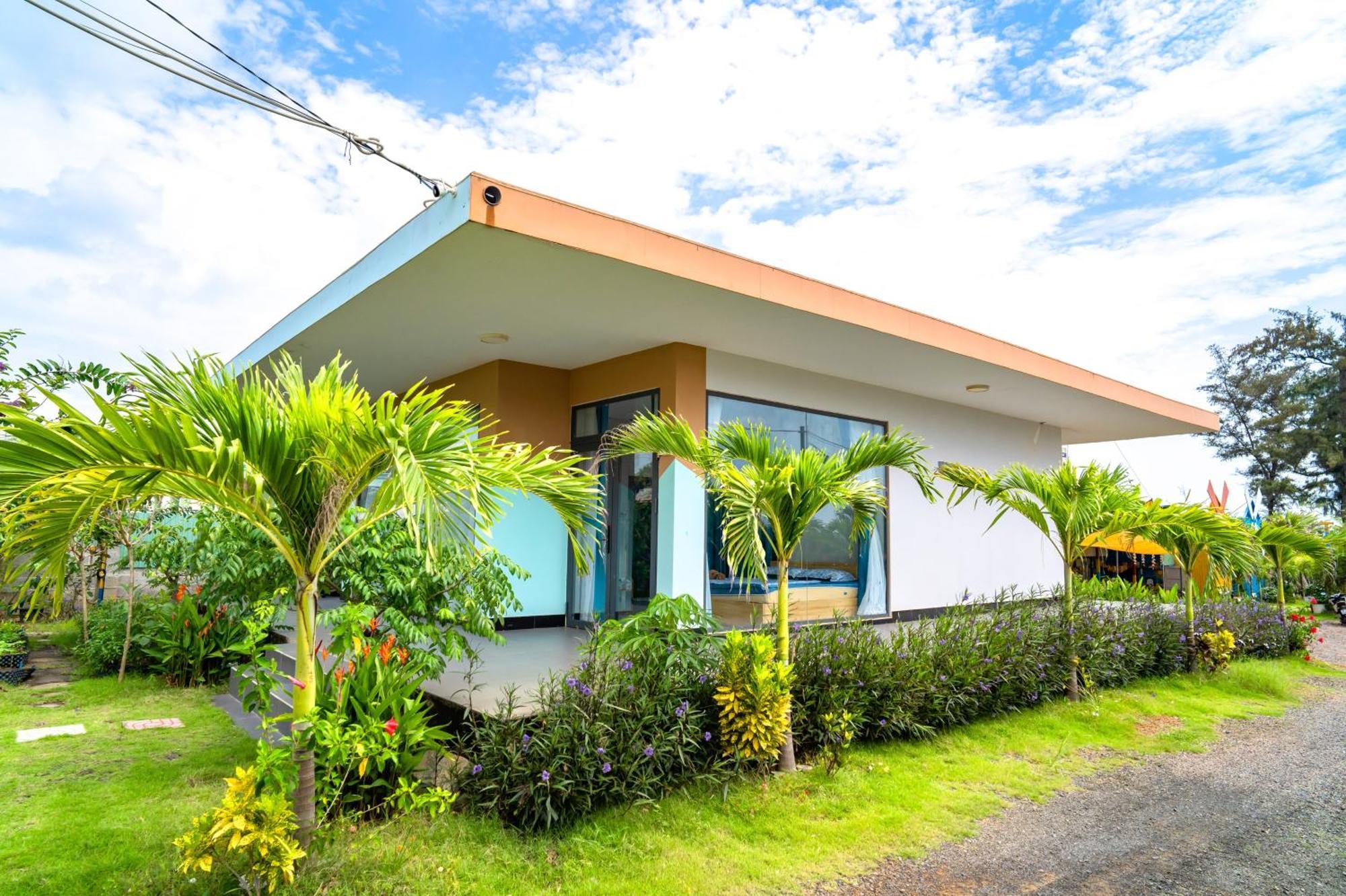 Lodge Tp-homes *