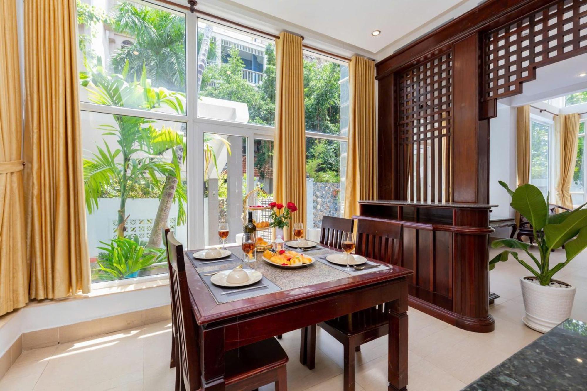 Villa Ho Boi Hoang Duc Trung Tam Cot Co *