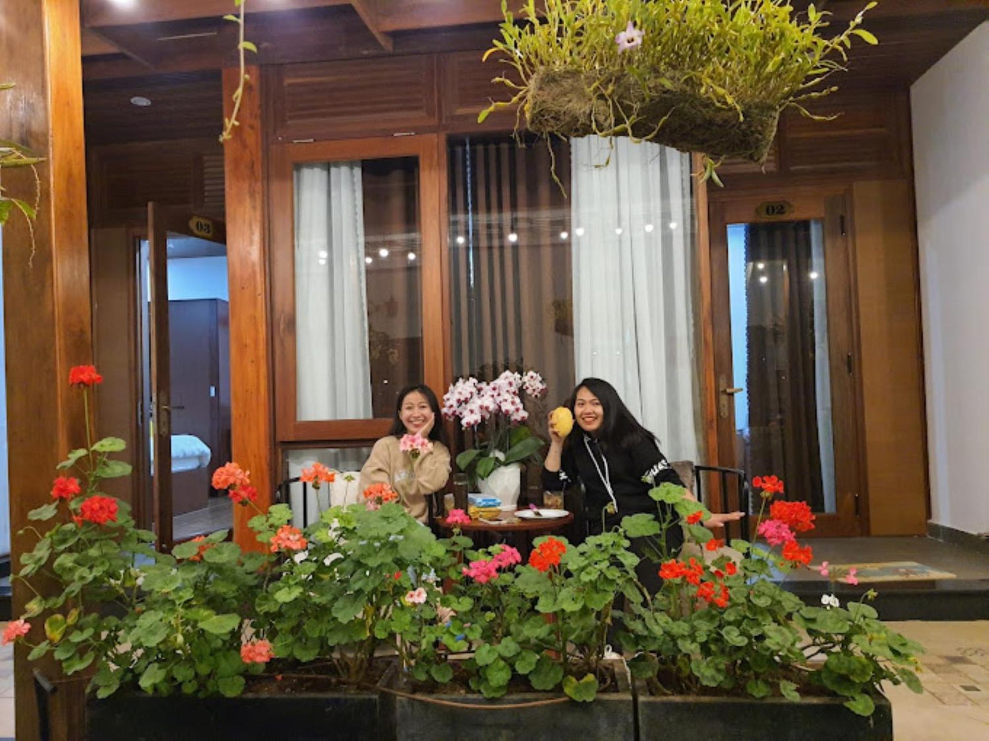 Vuon Tra Mang Den Resort Kon Von Kla