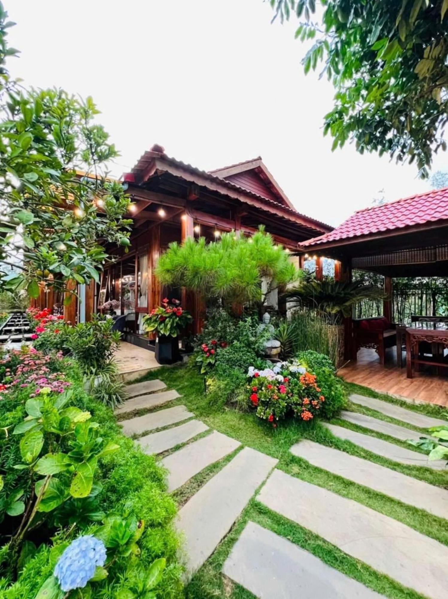 Vuon Tra Mang Den Resort *