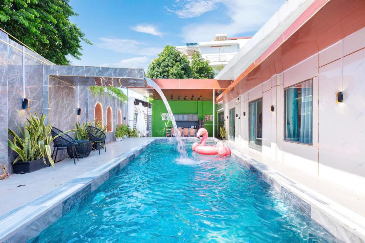 Villages Hoang My Free Sub Cheo Thuyen Va Phao Boi Hong Hac Villa
