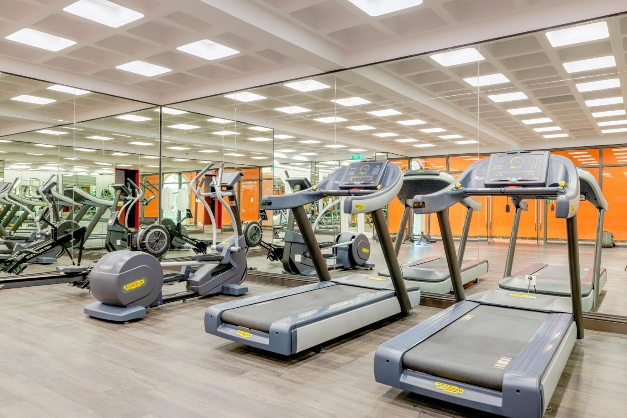 Seaside Fireworks Free Gym & Pool Apartment *