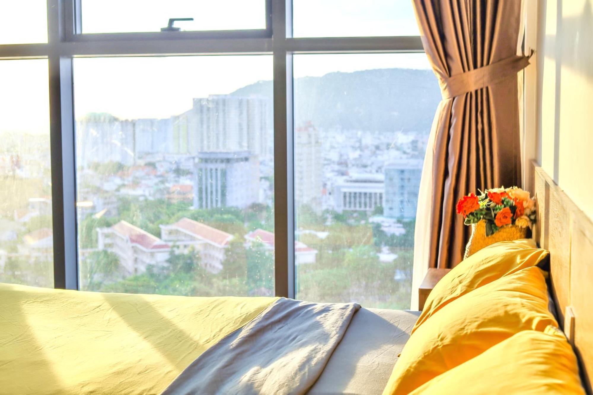 Seahorse House - Csj Tower Building, Sea-view & Sea-walking-distance *